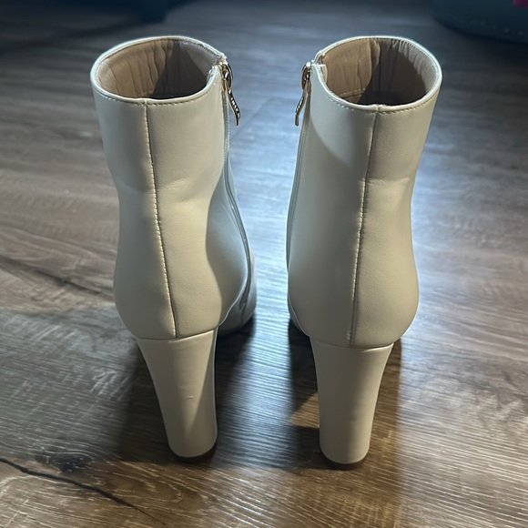 IDIFU women’s white ankle boots - Picture 2 of 4